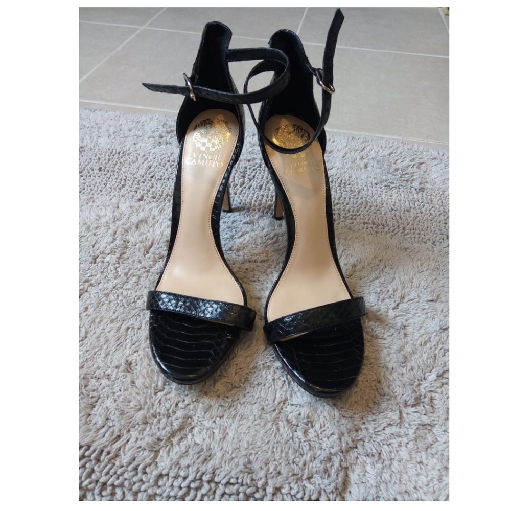 NEW!! Vince Camuto Frenchie Heel Sandal